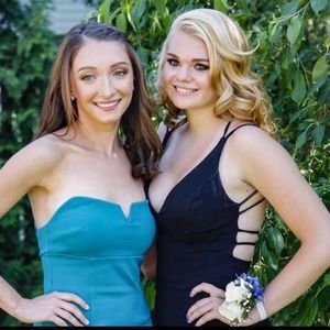 Meet your Posher, Savannah